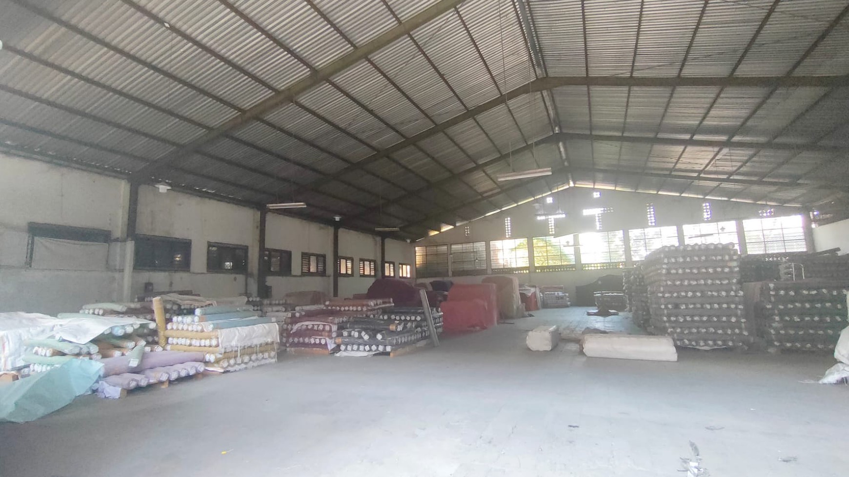 Gudang di Lokasi Strategis jl Kopo Jaya, Bandung