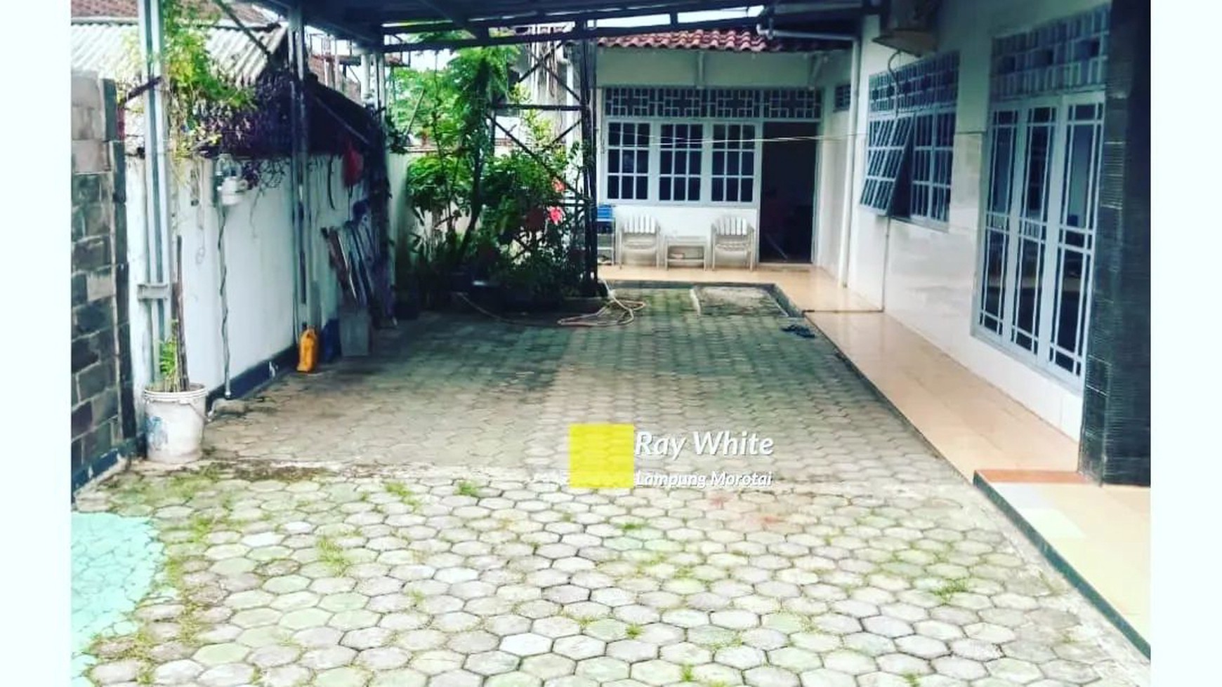 Dijual Rumah Komersial di Tanjung Karang Pusat