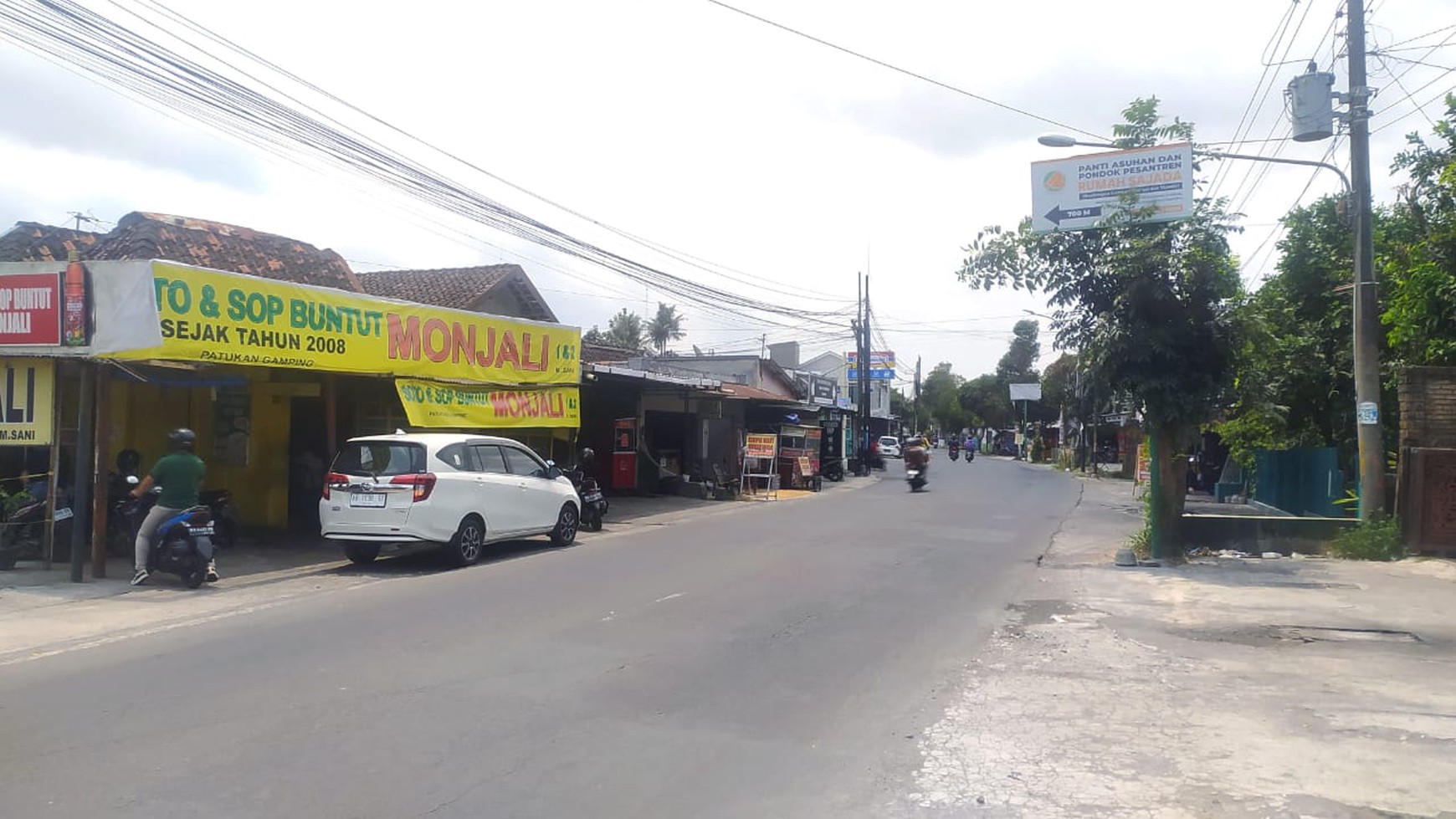 Tanah Cocok Untuk Gudang Luas 2403 Meter Persegi di Gamping Sleman 