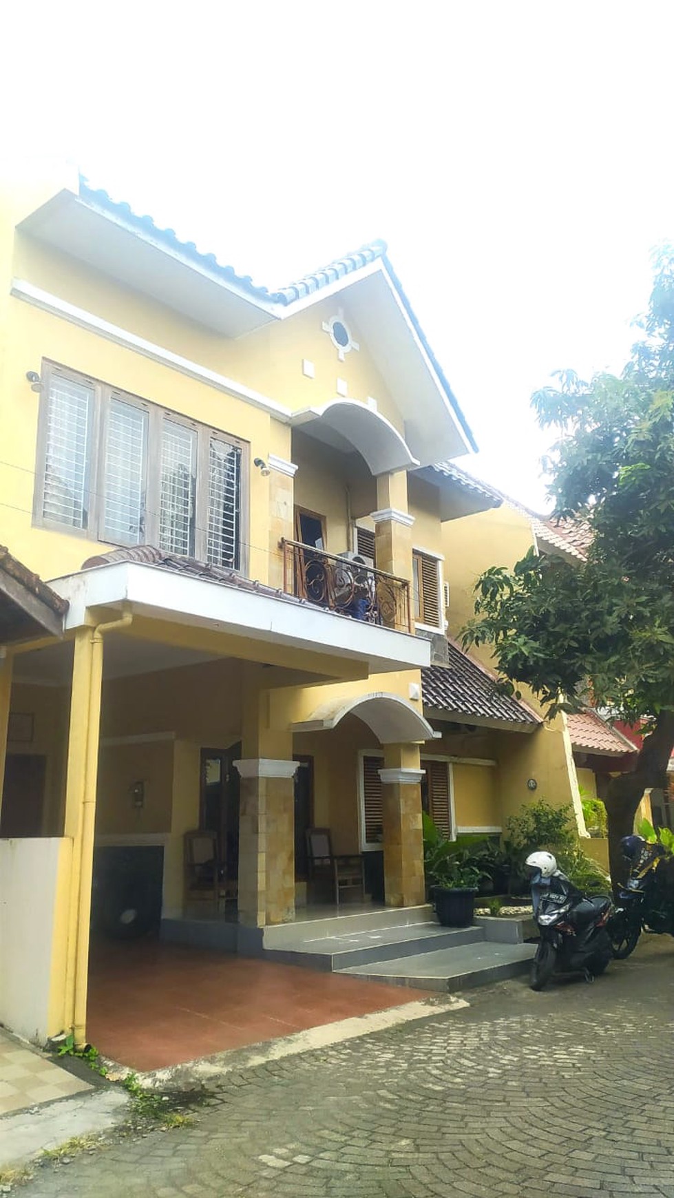 Rumah 2 Lantai di Puri Arsita Mlati Sleman 