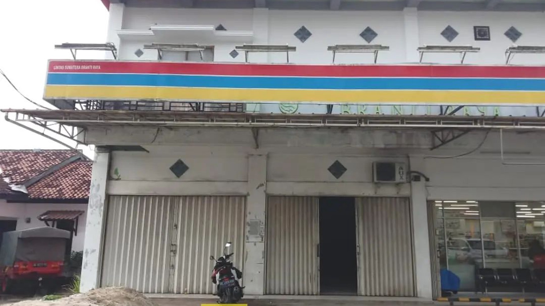 Disewakan Ruko 2 Pintu Tanpa Skat (Blong)