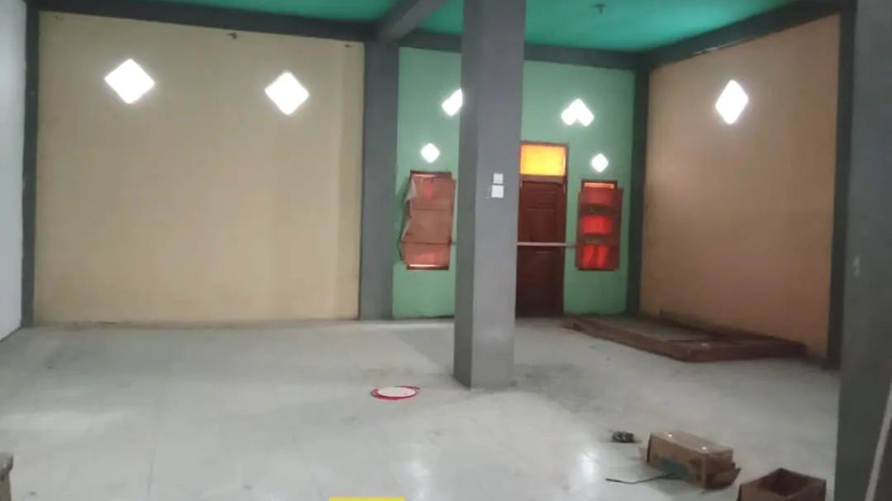 Disewakan Ruko 2 Pintu Tanpa Skat (Blong)