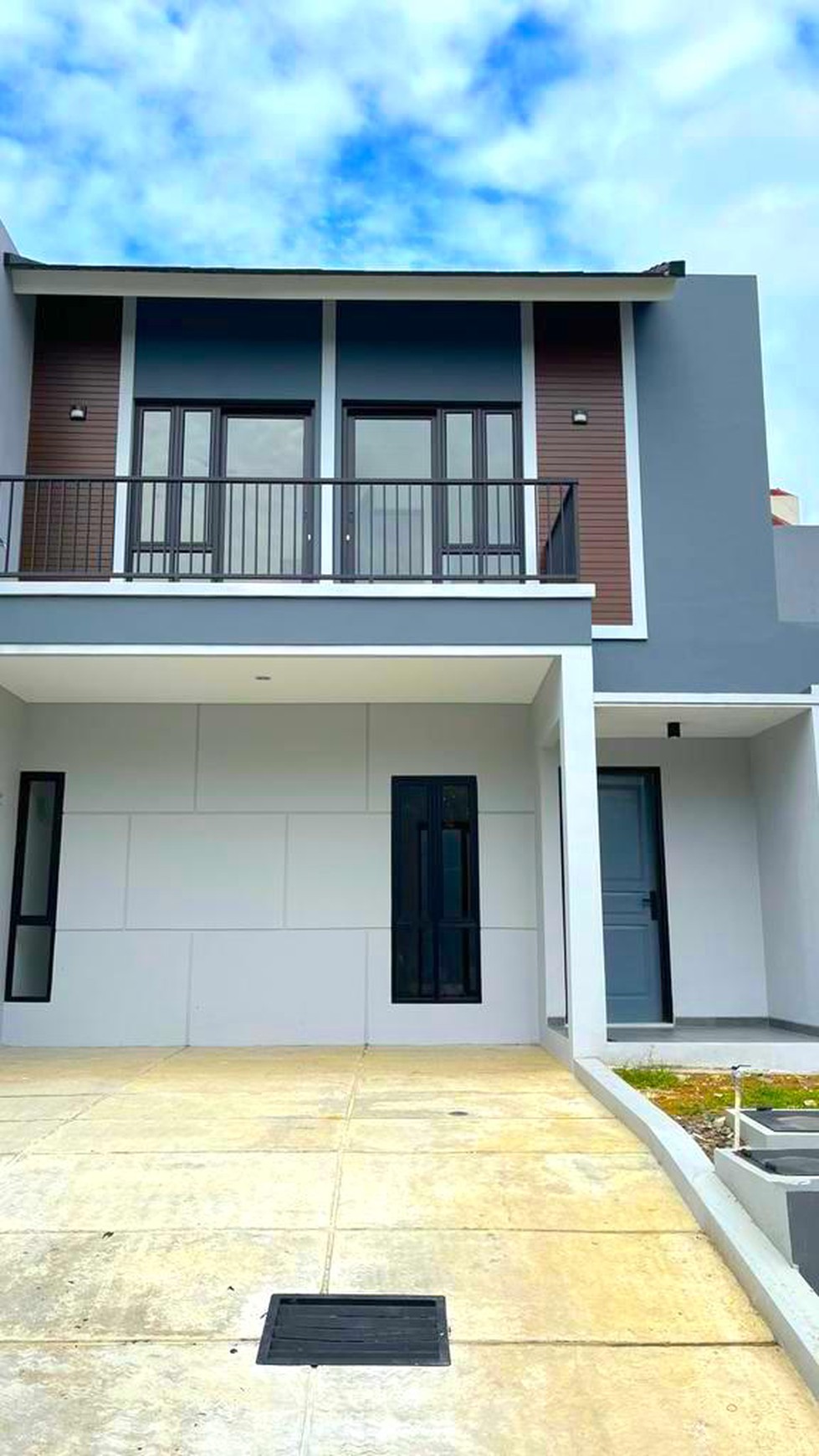 Rumah 2 Lantai Luas Dan Nyaman Di Carribean Cluster [Deltamas-Cikarang]