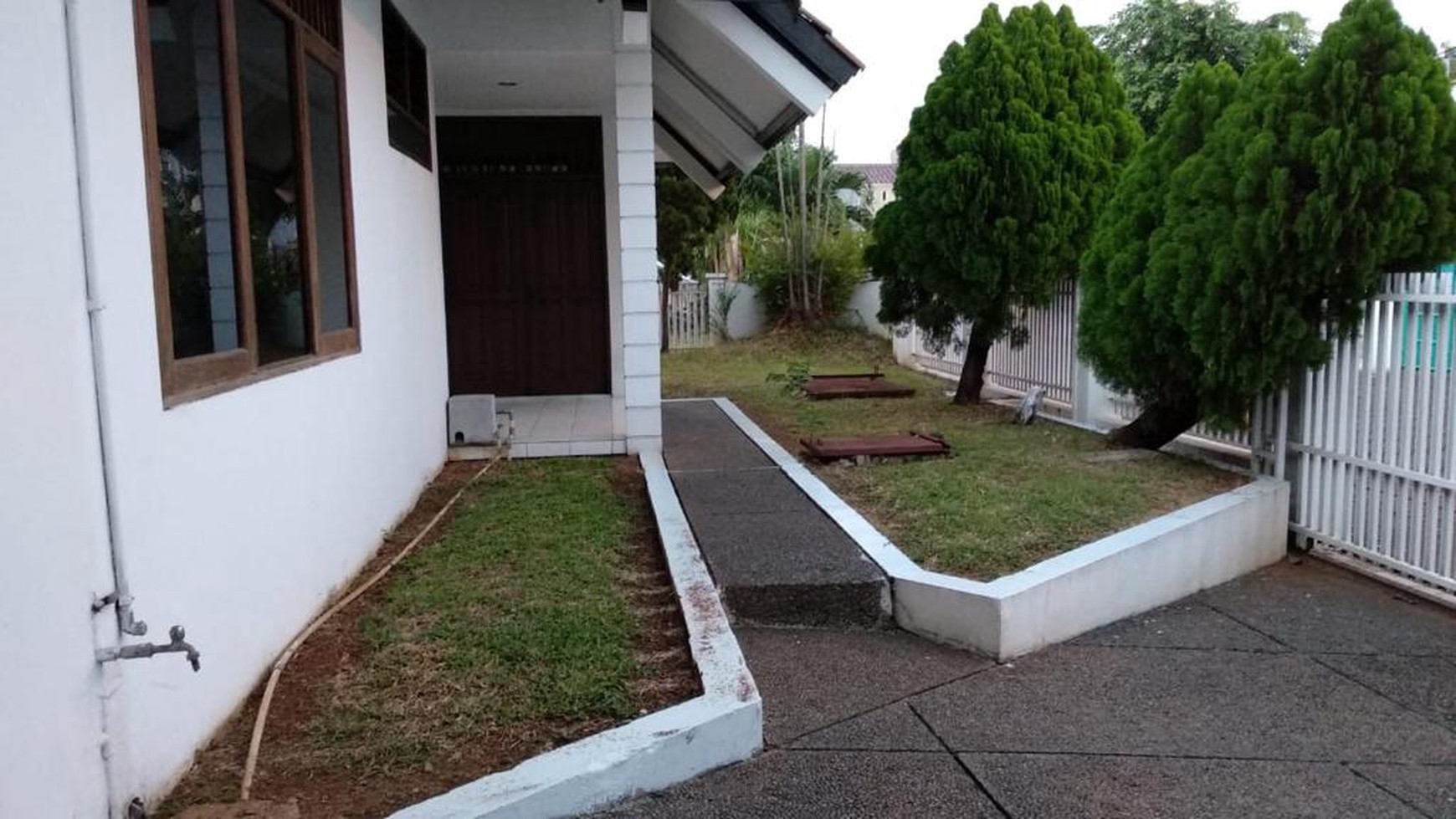 Rumah Bagus Siap Huni di Komp Duta Garden, Cengkareng, Jakarta Barat