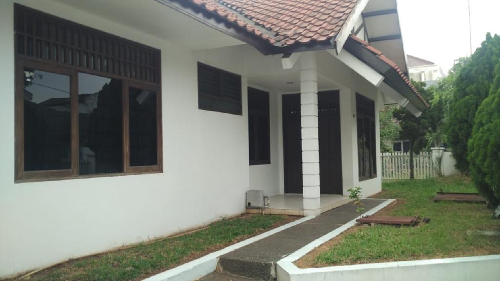 Rumah Bagus Siap Huni di Komp Duta Garden, Cengkareng, Jakarta Barat