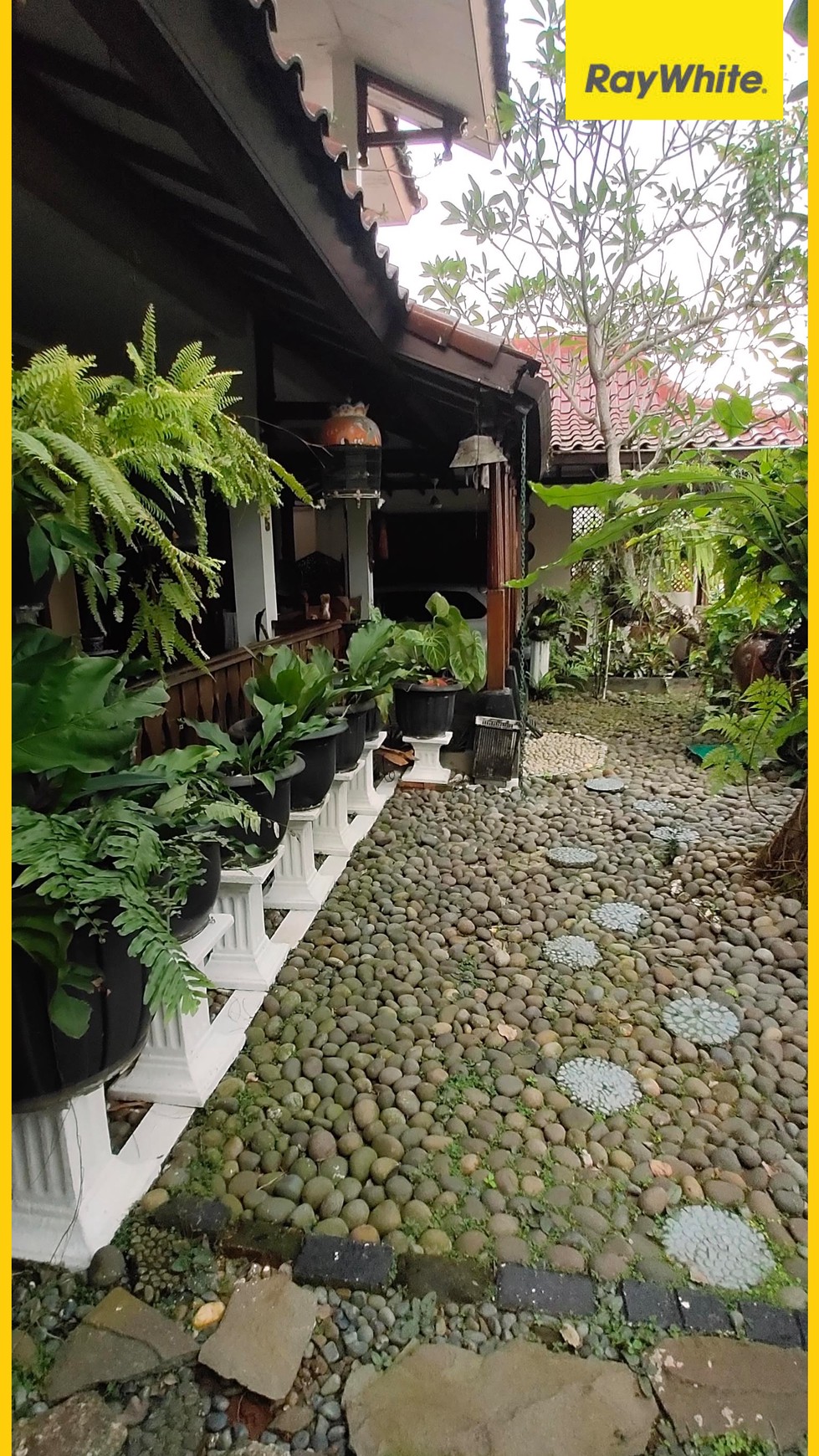 Rumah cluster Villa Melati Mas Serpong, suasana Villa