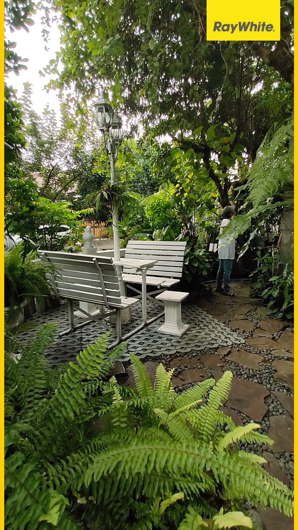 Rumah cluster Villa Melati Mas Serpong, suasana Villa