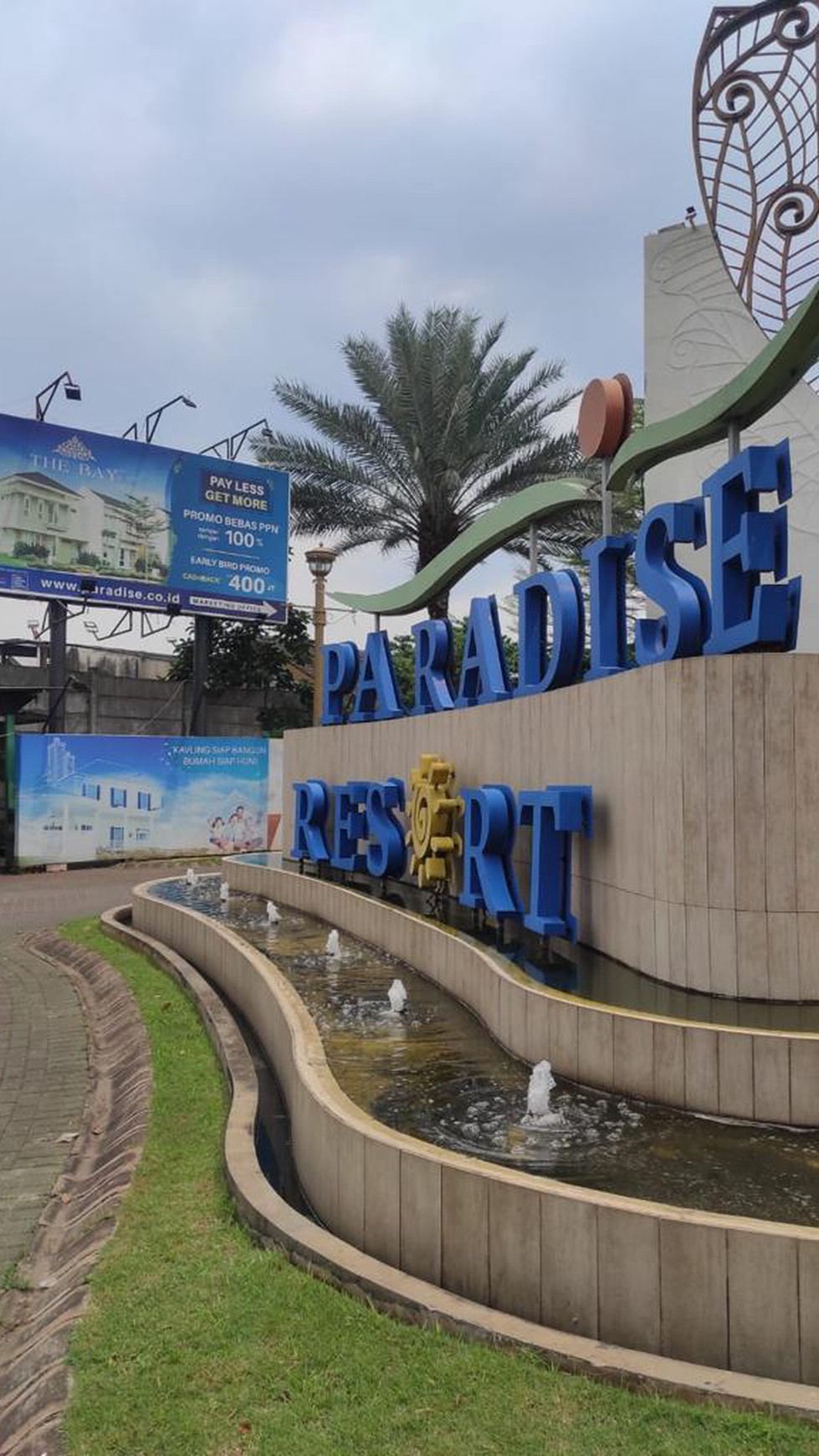 Rumah Bagus Diarea Cluster Paradise Resort,Nempel Toll JORR 2