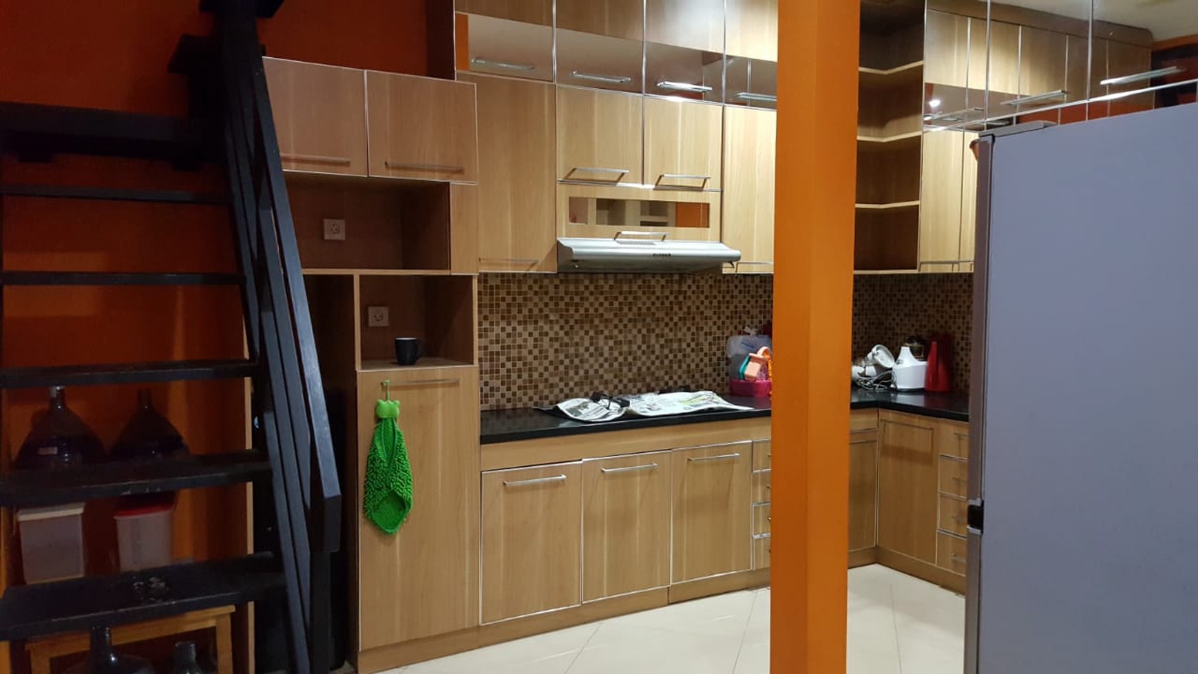 Dijual Rumah Cantik 2 Lantai di Pesona Gintung Residence, Ciputat