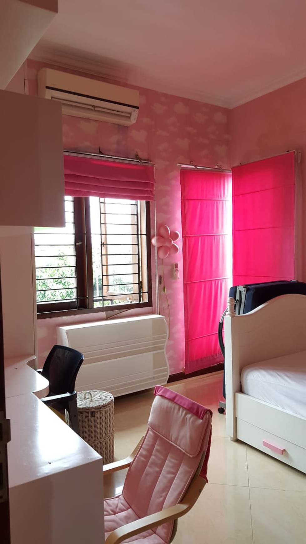 Dijual Rumah Cantik 2 Lantai di Pesona Gintung Residence, Ciputat