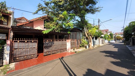 Rumah Bagus Siap huni di Jl Tanjung Rancho Indah, Tanjung Barat,  Jakarta Selatan 