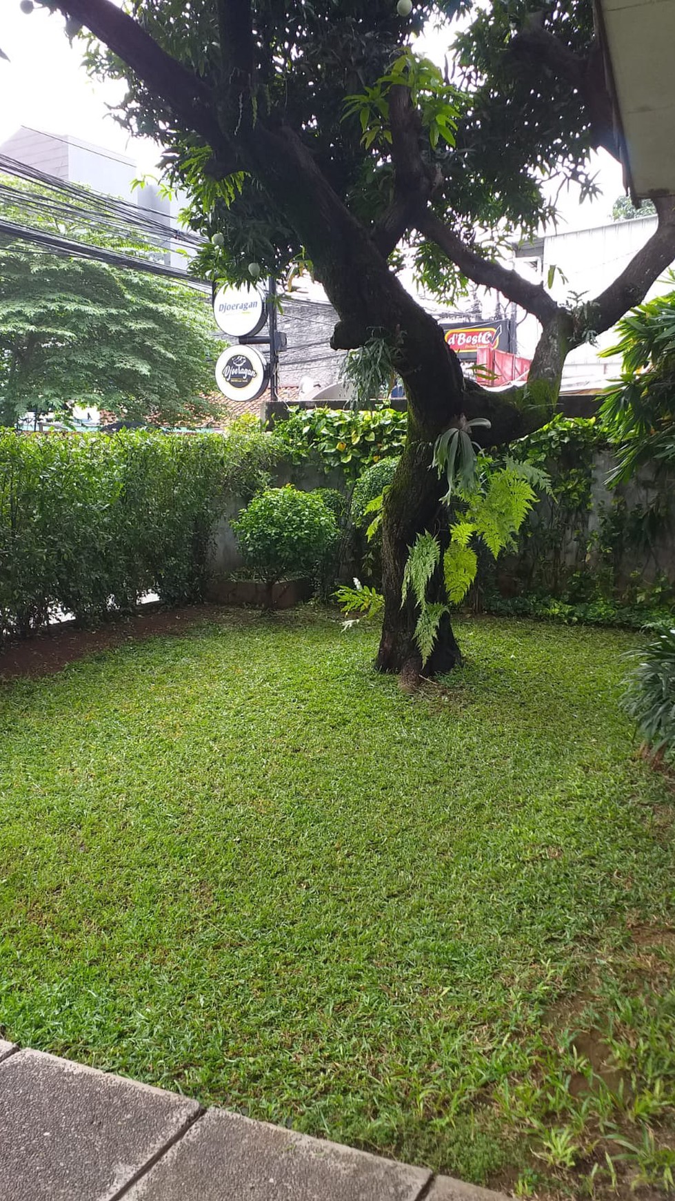 Rumah Menteng Dalam Siap Huni