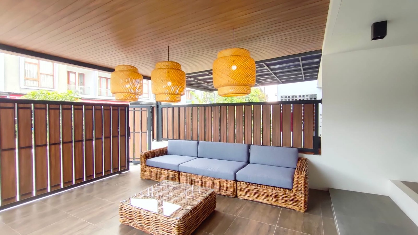 Rumah Baru bernuasa Ubud Bali Modern Cherryfield Bandung.