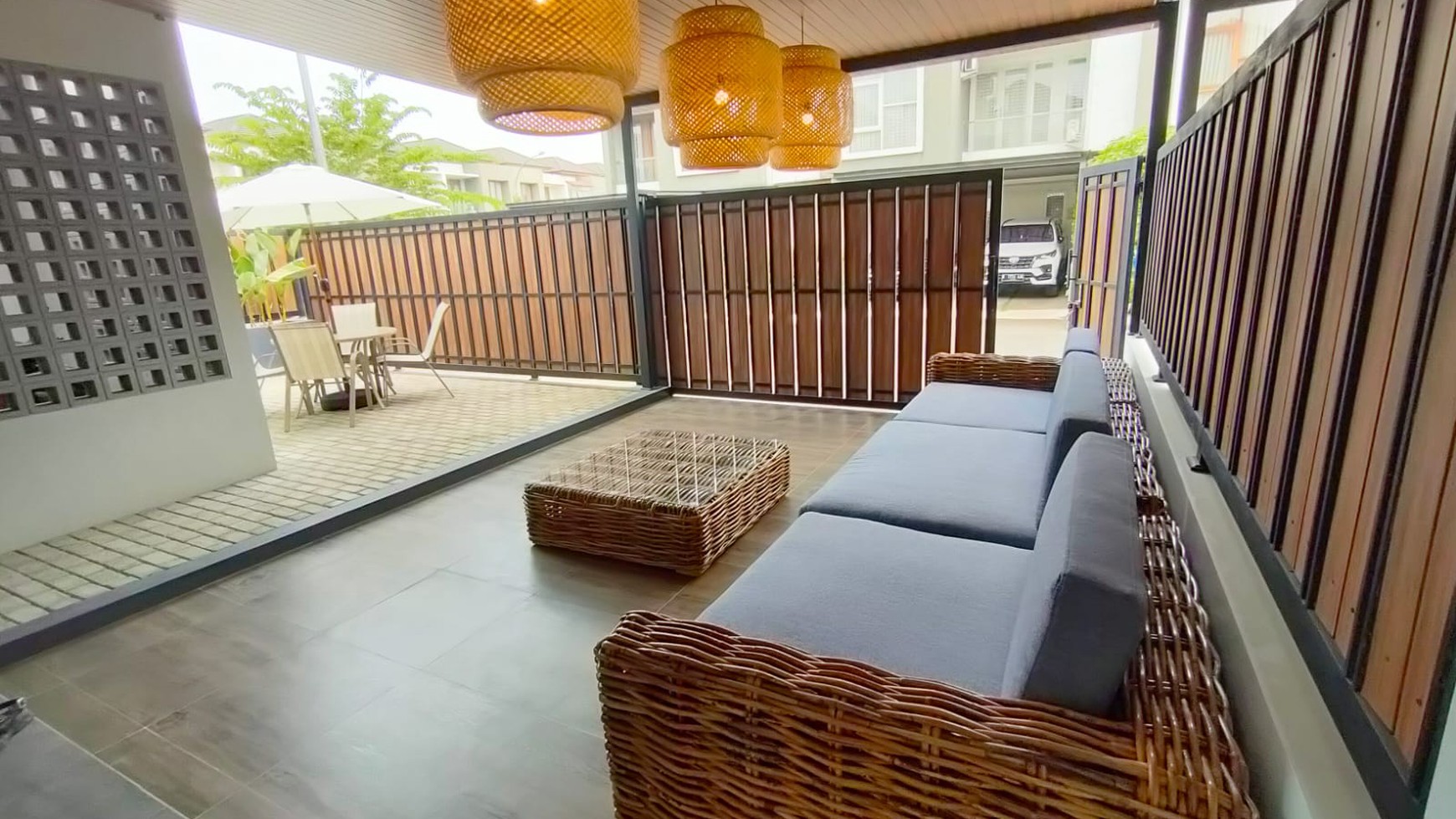 Rumah Baru bernuasa Ubud Bali Modern Cherryfield Bandung.