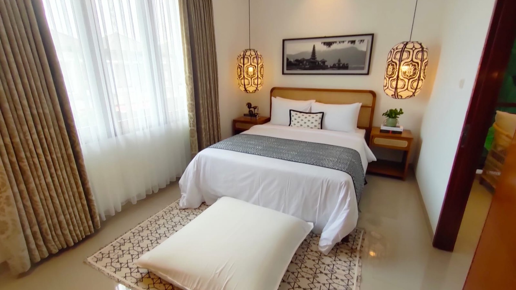 Rumah Baru bernuasa Ubud Bali Modern Cherryfield Bandung.