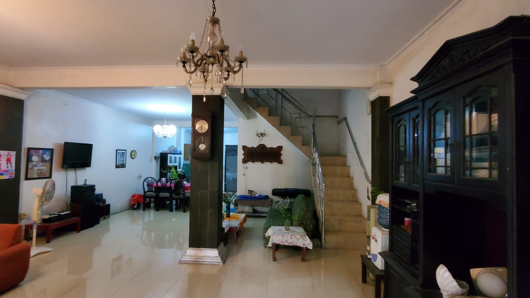 Rumah Asri Dekat Akses TOLL Lingkungan Kost Di Area Jl Margonda Raya Depok