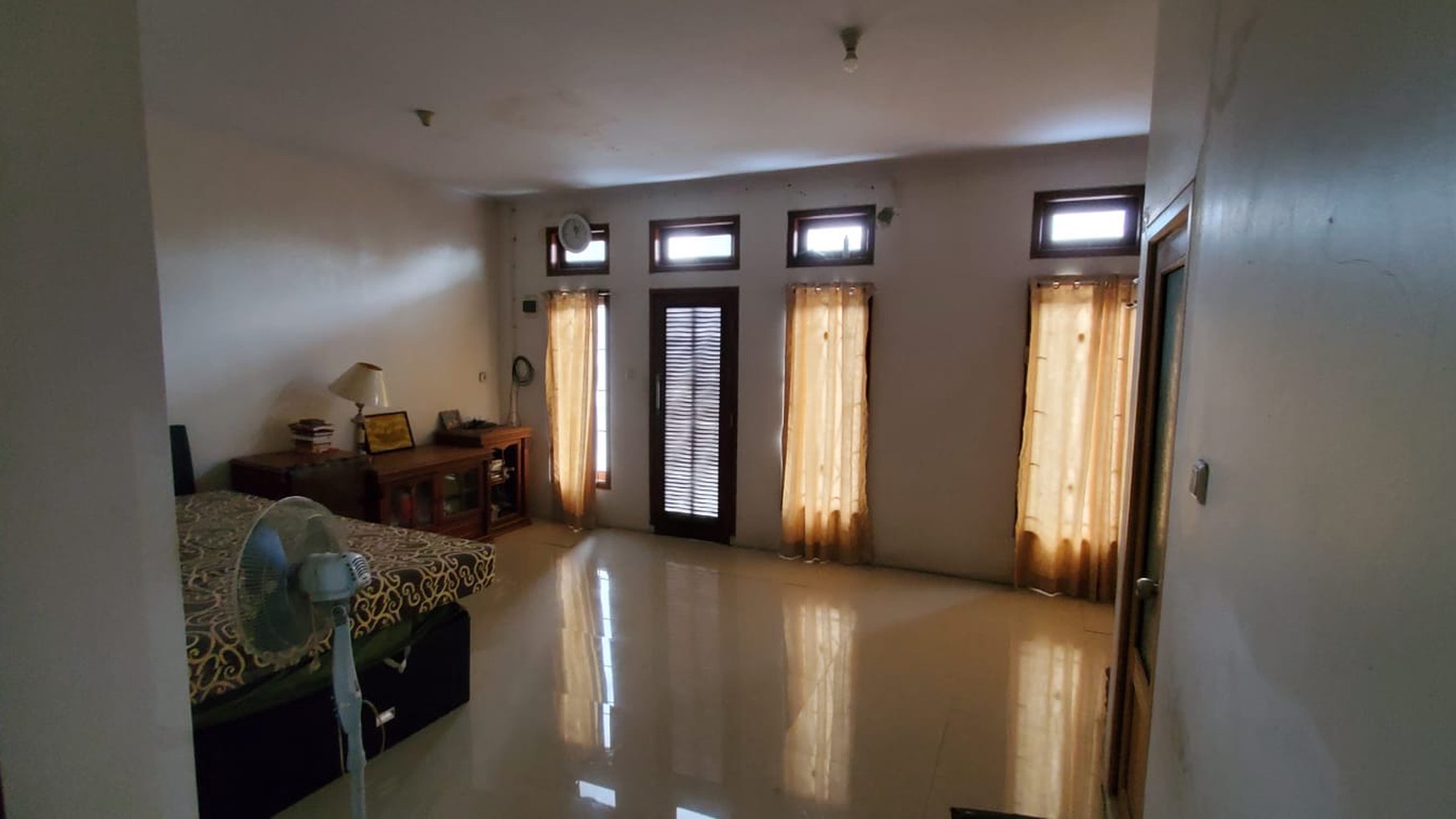 Rumah Asri Dekat Akses TOLL Lingkungan Kost Di Area Jl Margonda Raya Depok