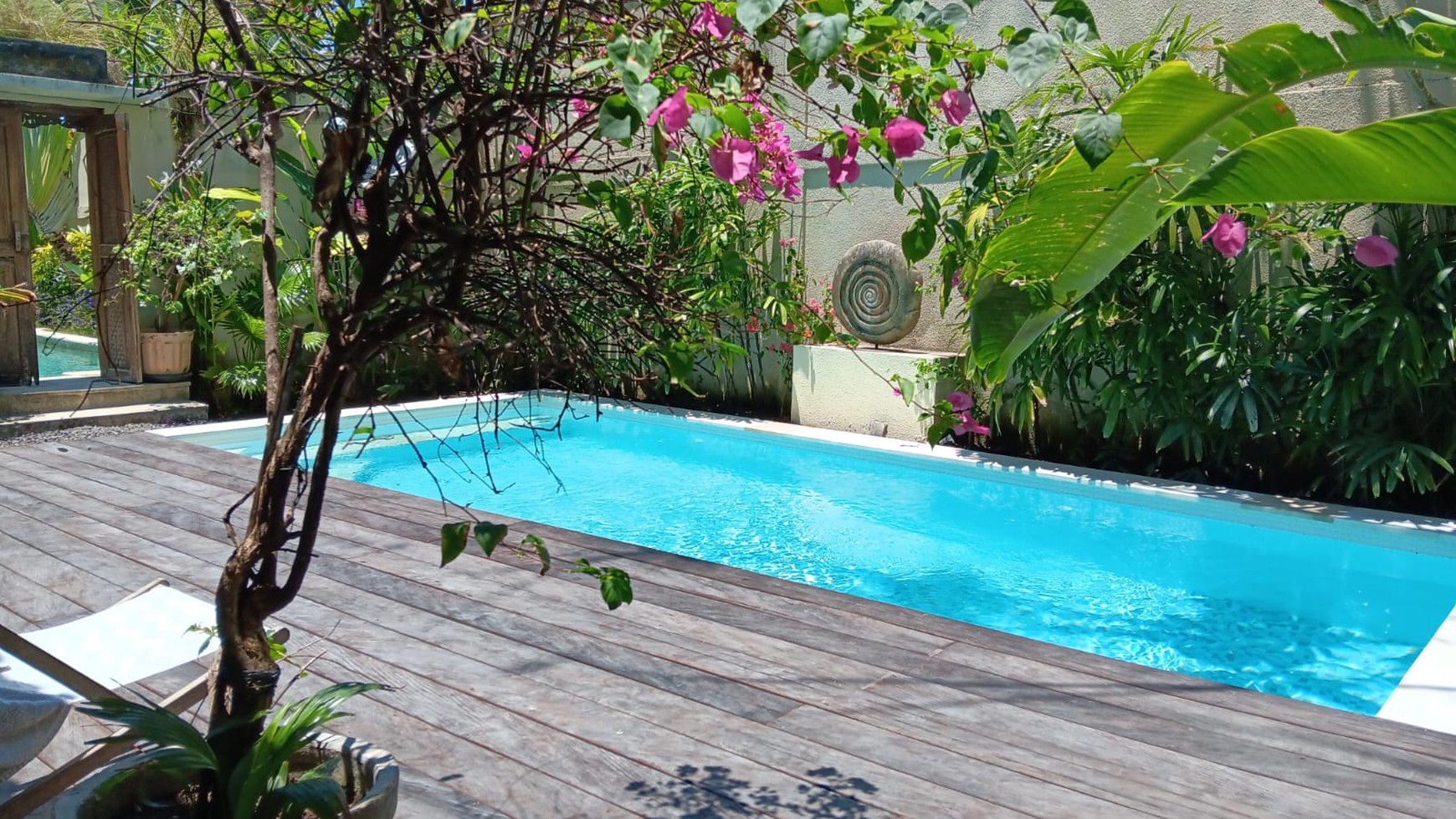 Leasehold - Great Investment Exquisite Tropical Villa Townhouse In Sanur