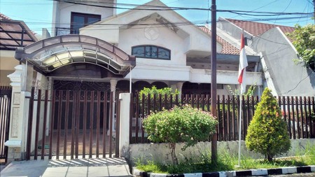 Rumah di Darmo Permai Selatan Surabaya Barat, Bagus + Terawat