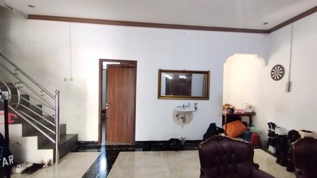 Dijual Rumah 2 lantai di Tanah Tinggi komplek KehakimanTangerang