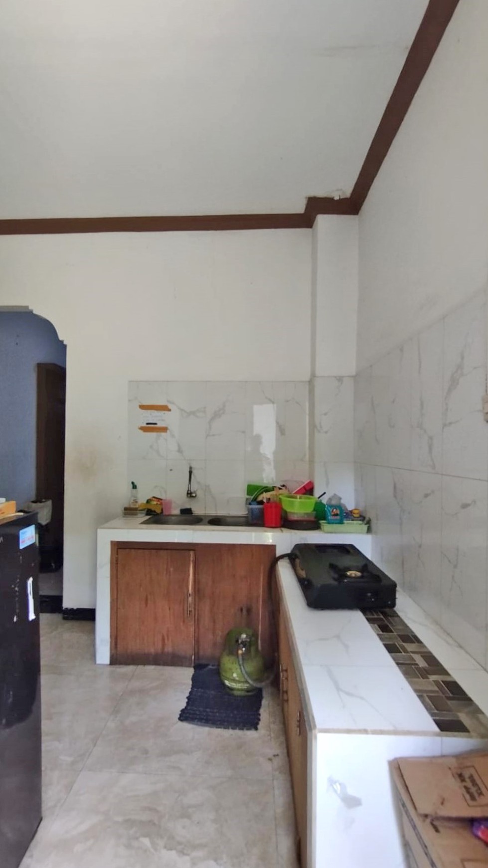 Dijual Rumah 2 lantai di Tanah Tinggi komplek KehakimanTangerang