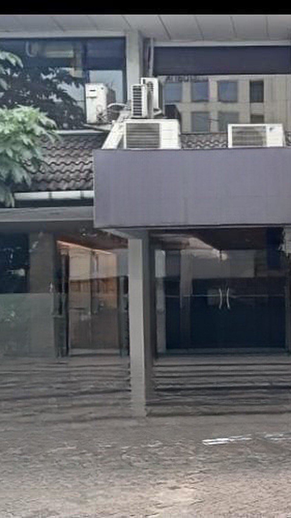 Ruko di Komplek Pondok Indah Plaza, Jakarta