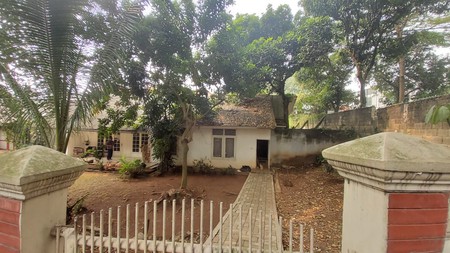 Rumah  Lama Hitung Tanah Lingkungan Nyaman & Lokasi Strategis  Zona Komersial  Harga Dibawah Pasaran di Fatmawati