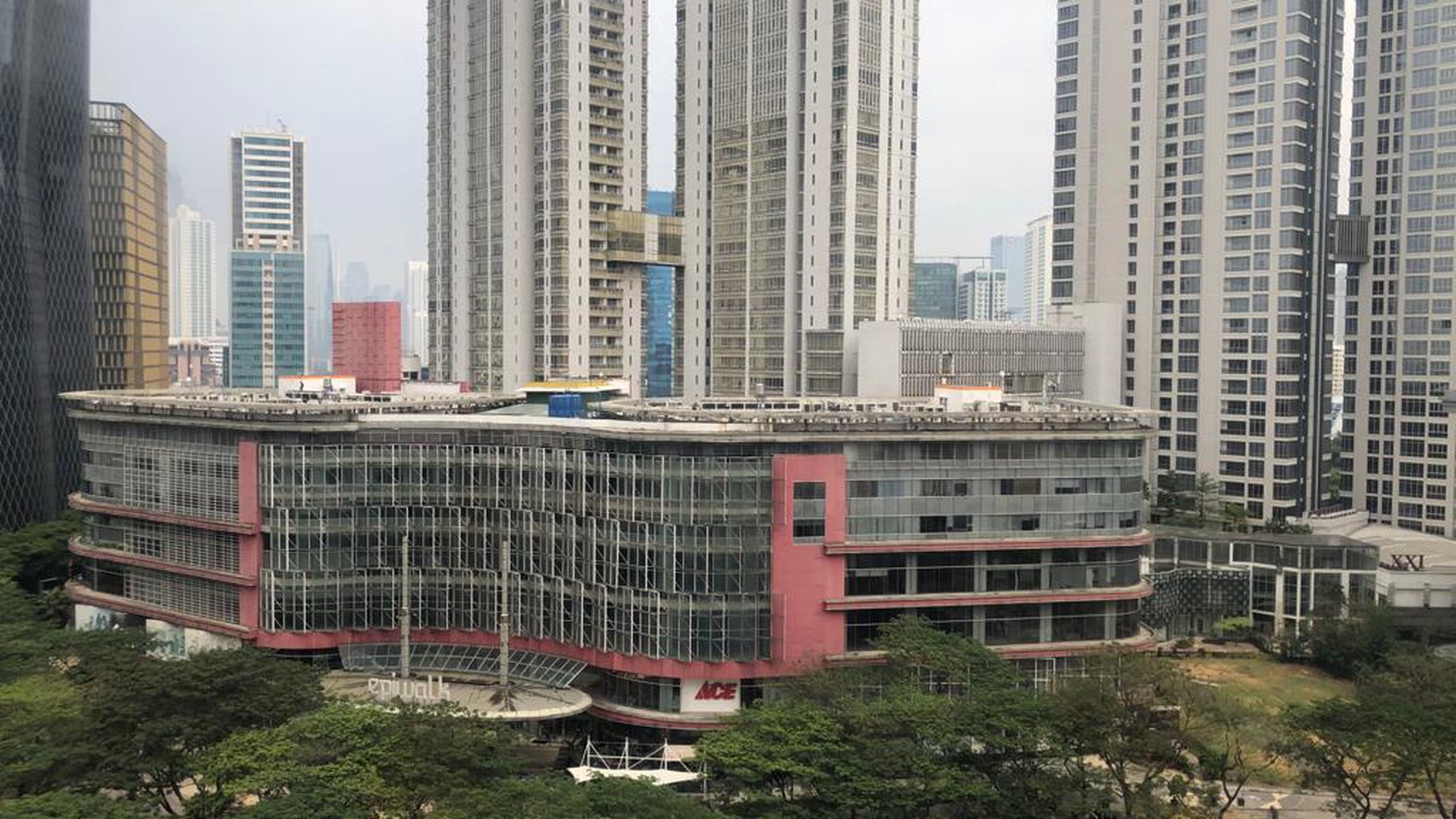 Apartement Taman Rasuna hadap Episentrum di Setia Budi Jakarta Selatan