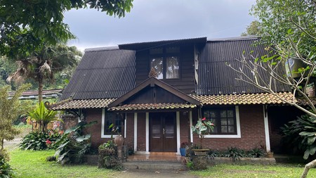 Villa di area wisata Kaliurang, Jl.Kaliurang km.24 - Sleman