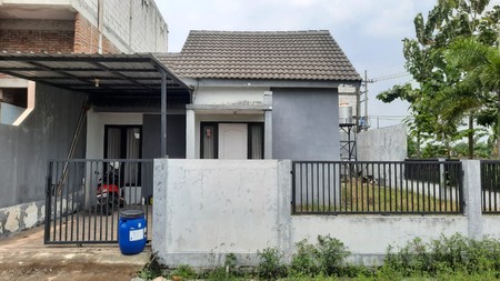 Dijual Rumah Hook Bagus di Sapphire Residence 