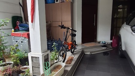 Rumah siap huni di jual semanggi