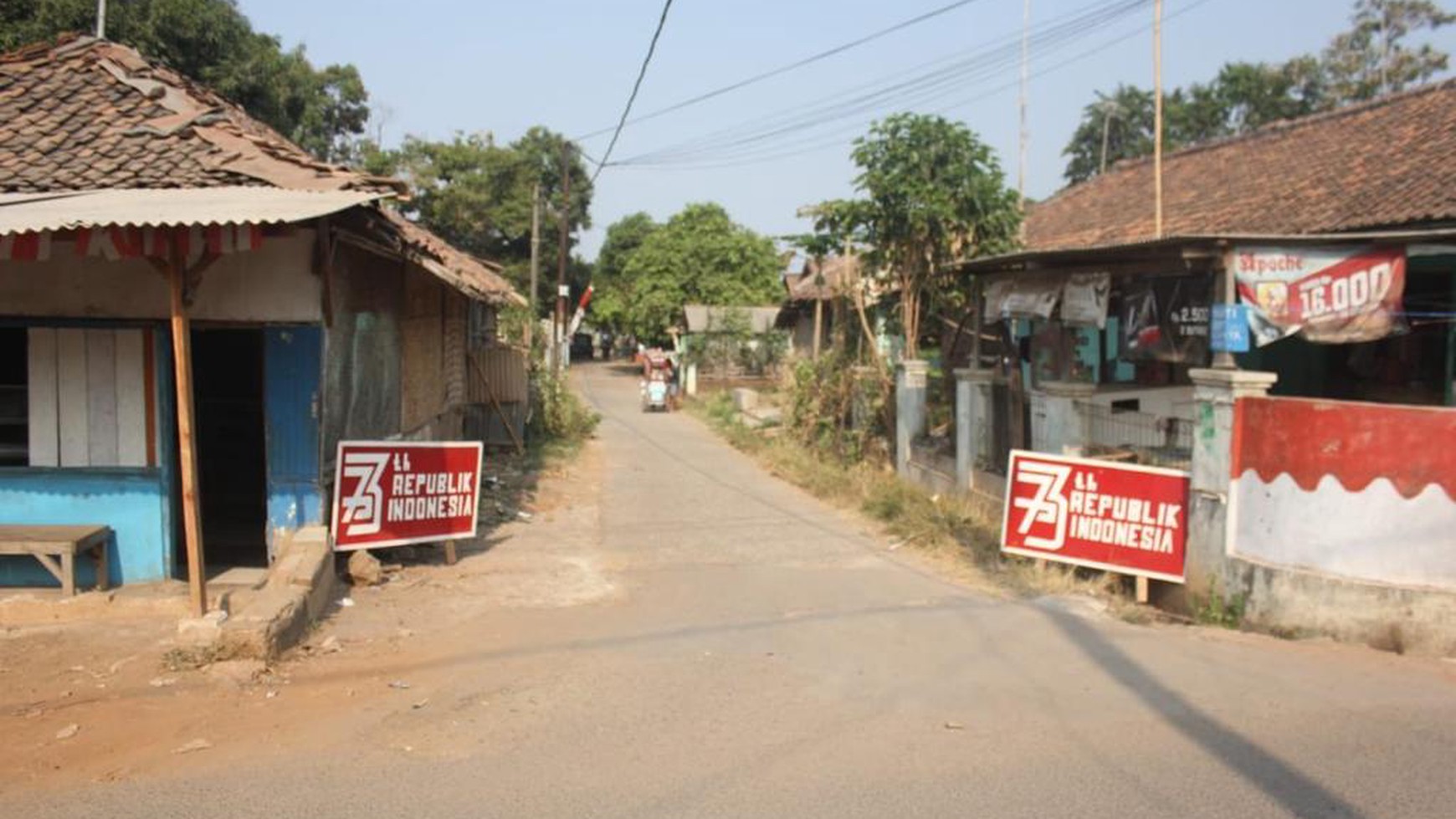 Tanah dibelakang perumahan pagadungan indah daerah karawang