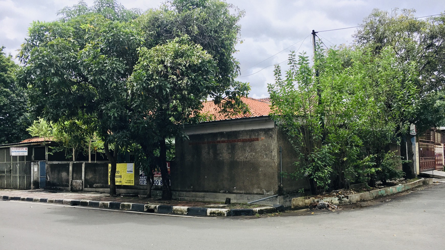 Dijual Rumah di Cengkareng Barat