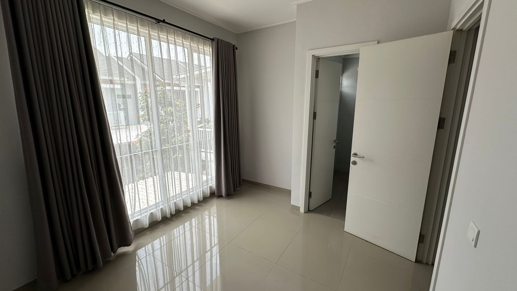 Rumah Bagus Di U House Bintaro Jaya Sektor 7