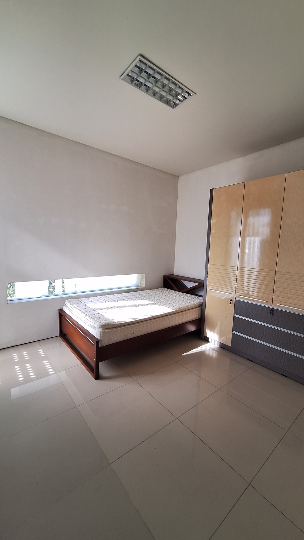 Rumah Semi Furnished Bukit Golf Citraland
