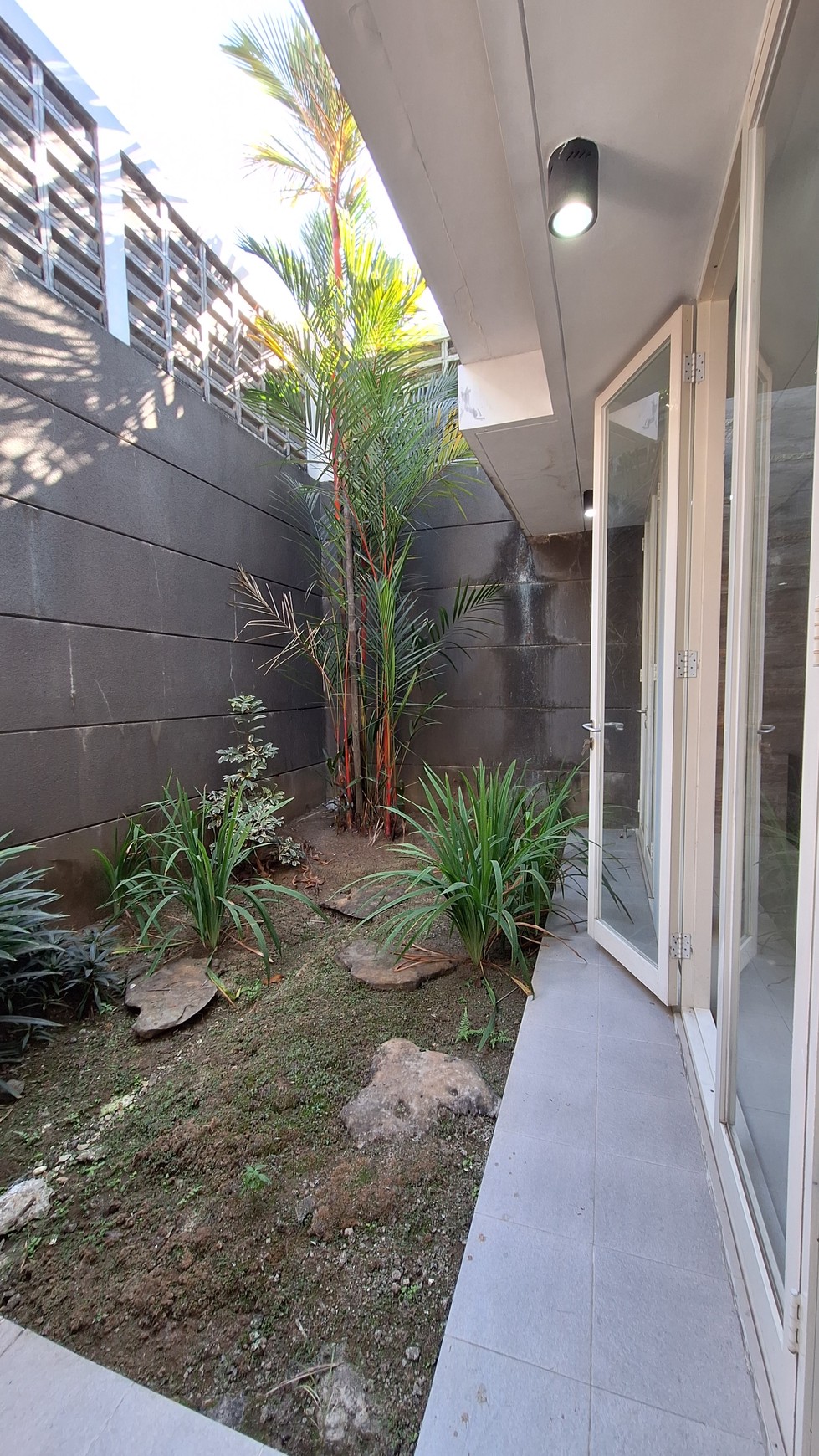 Rumah Semi Furnished Bukit Golf Citraland