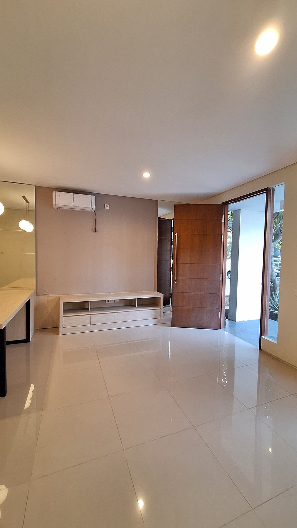 Rumah Cantik Furnished Siap Huni North West Citraland