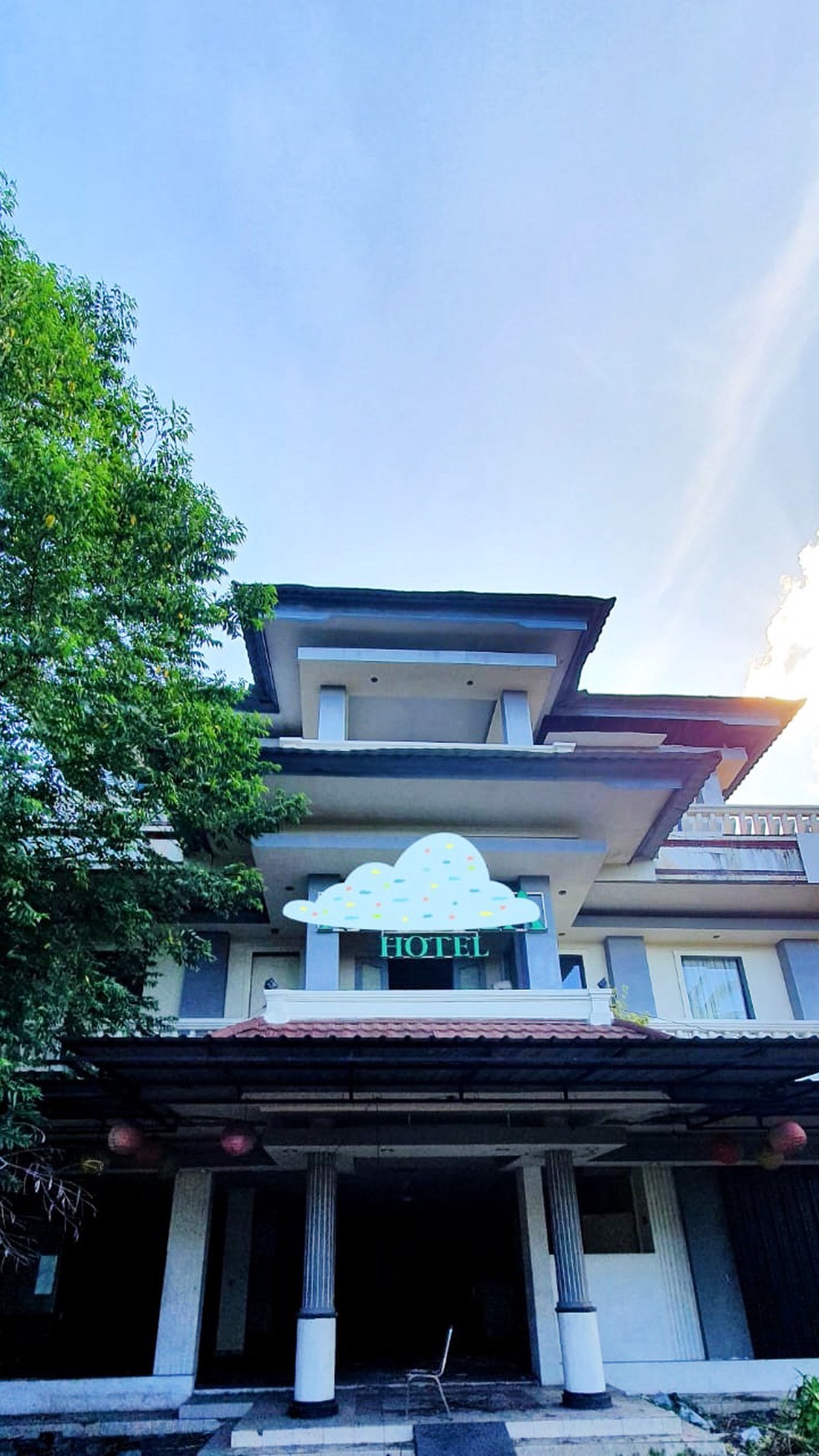 Gedung Ex Hotel Di Jl Raya Kuta Bali