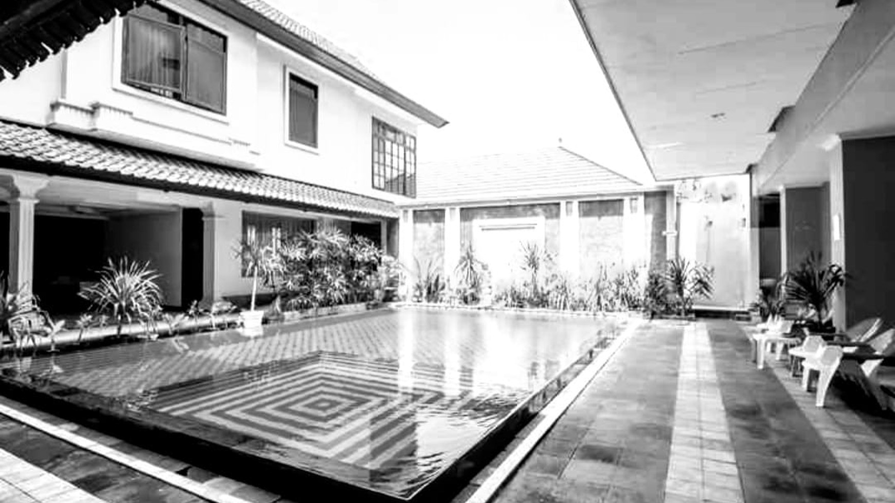 Gedung Ex Hotel Di Jl Raya Kuta Bali