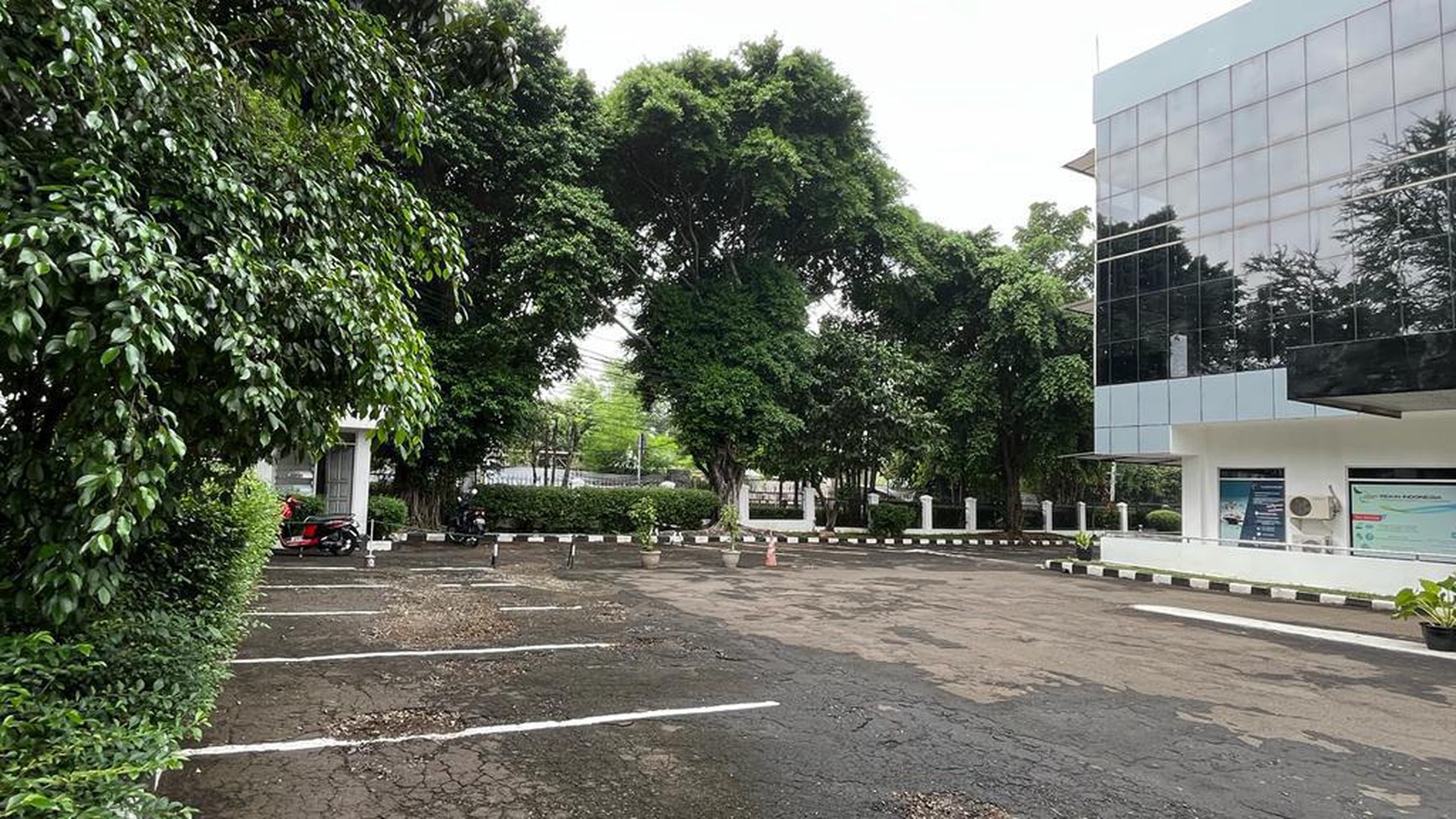 Gedung Siap Beroperasi Di Jl TB Simatupang Pasar Rebo Jakarta Timur