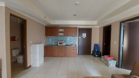 Apartemen 71m2 2+1 kamar lantai tinggi di Boutique Kemayoran