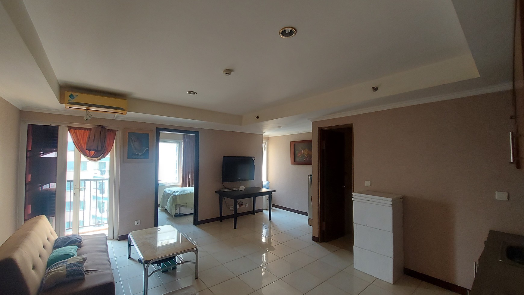 Apartemen 71m2 2+1 kamar lantai tinggi di Boutique Kemayoran
