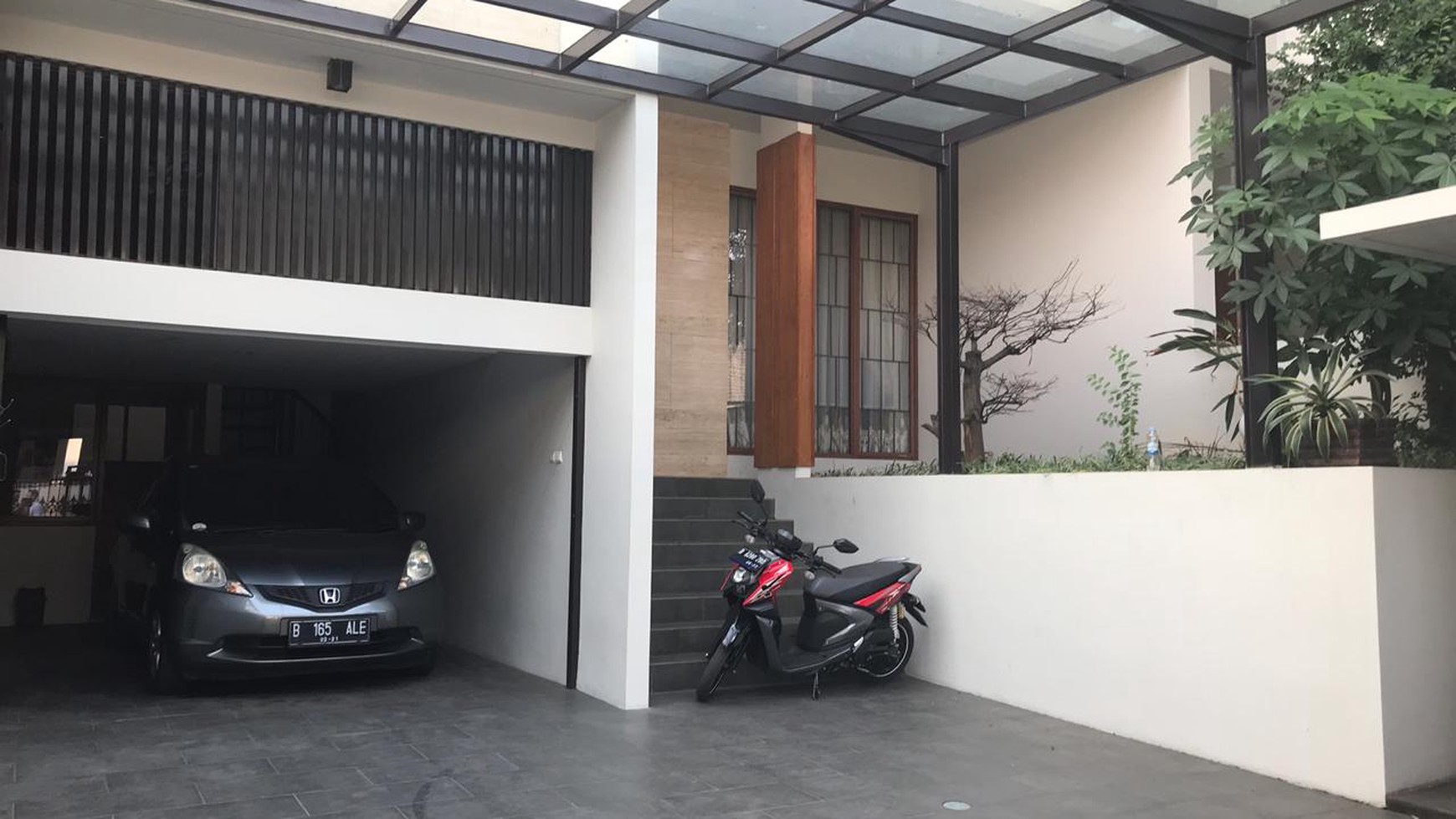 Luxury house in Kemang area ready for rent