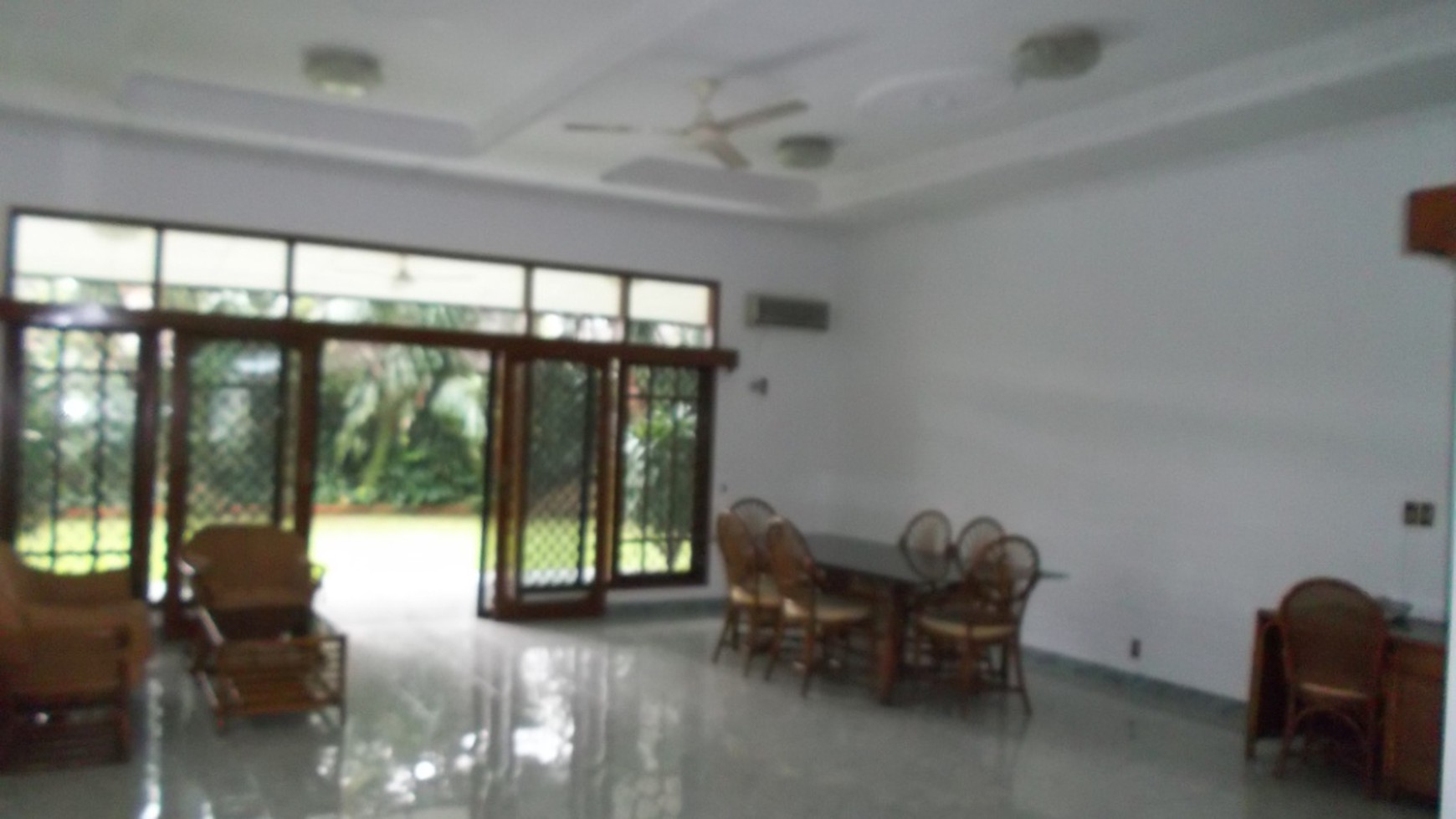 Beautifull house in the prime area of Kemang is ready for rent