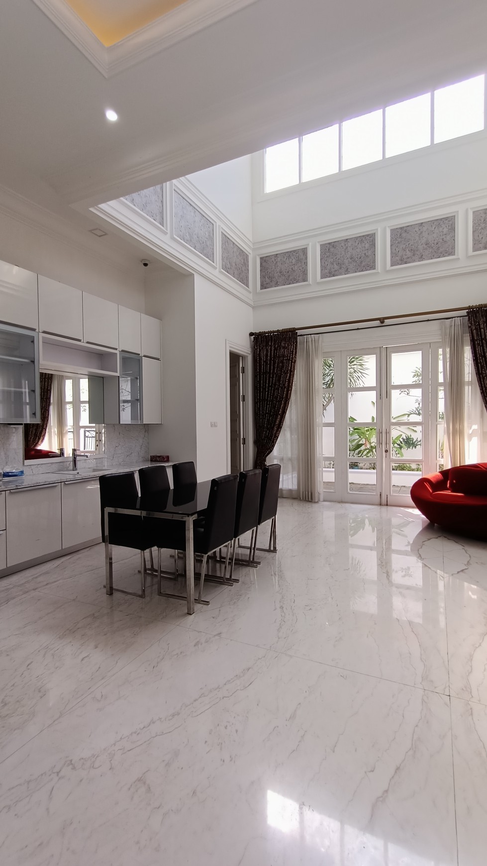 Luxury House in Primary Area, Pondok Indah South Jakarta 