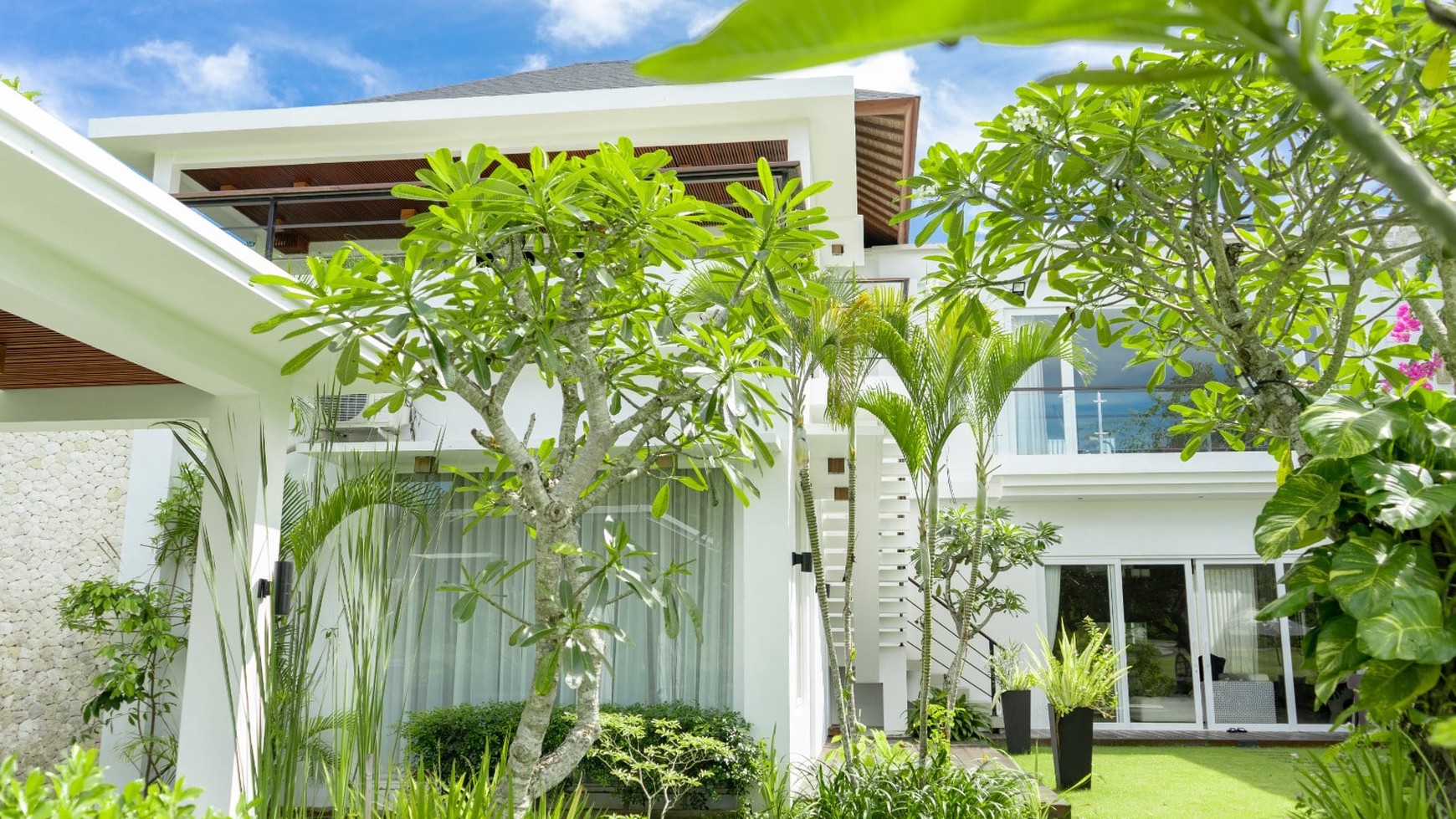 Dijual Villa Pecatu Bali 