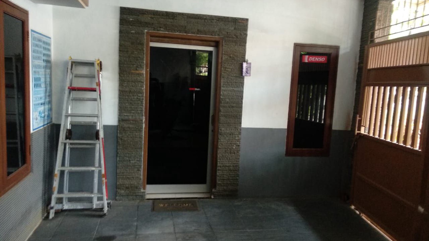 Dijual Rumah Hook Babatan Mukti Wiyung