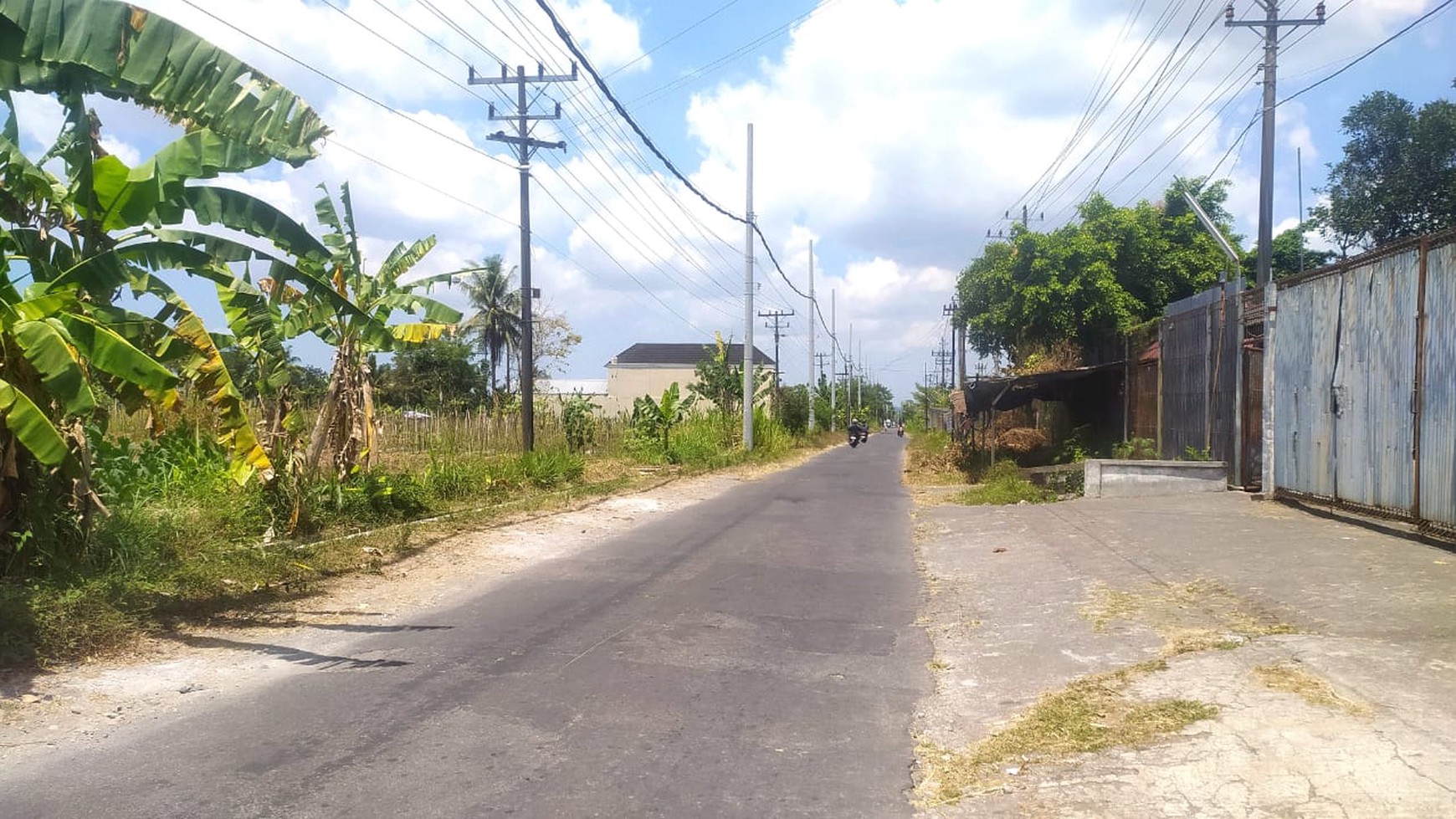 Tanah Luas 2189 Meter Persegi Lokasi di Medari Sleman 