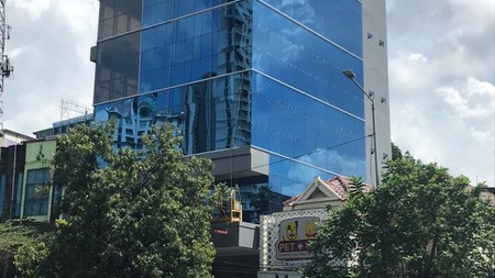 Dijual Gedung 8 Lantai Jakarta Pusat 