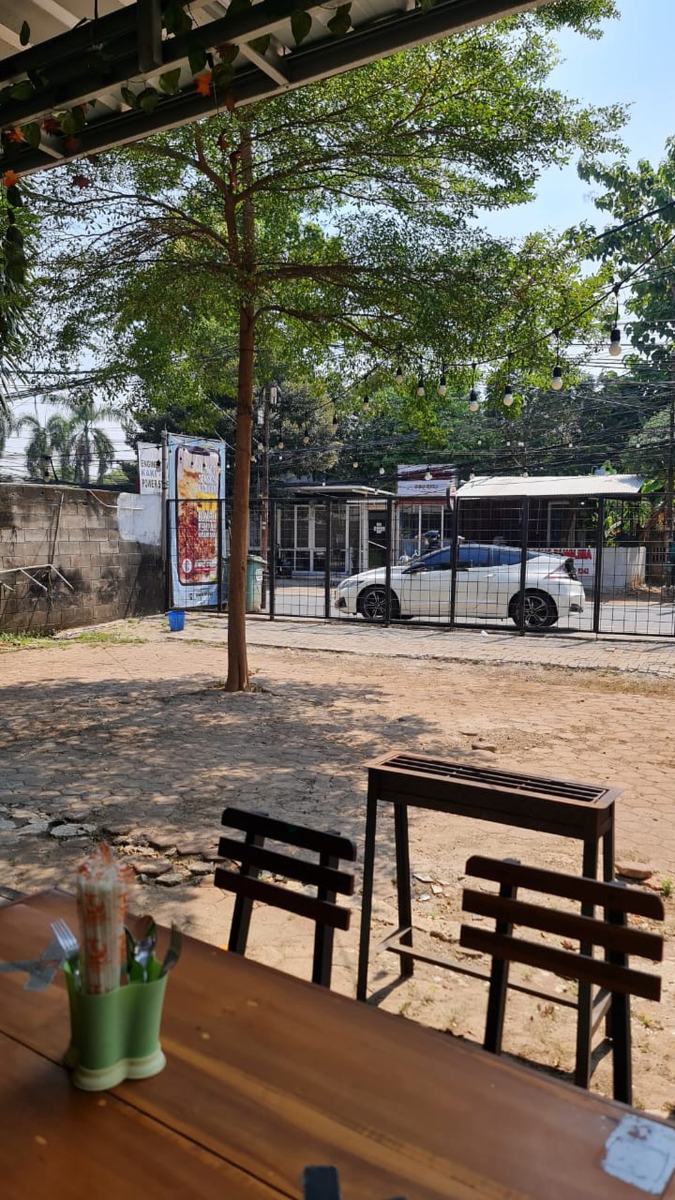 Rumah Tua Hitung Tanah Lebak Bulus